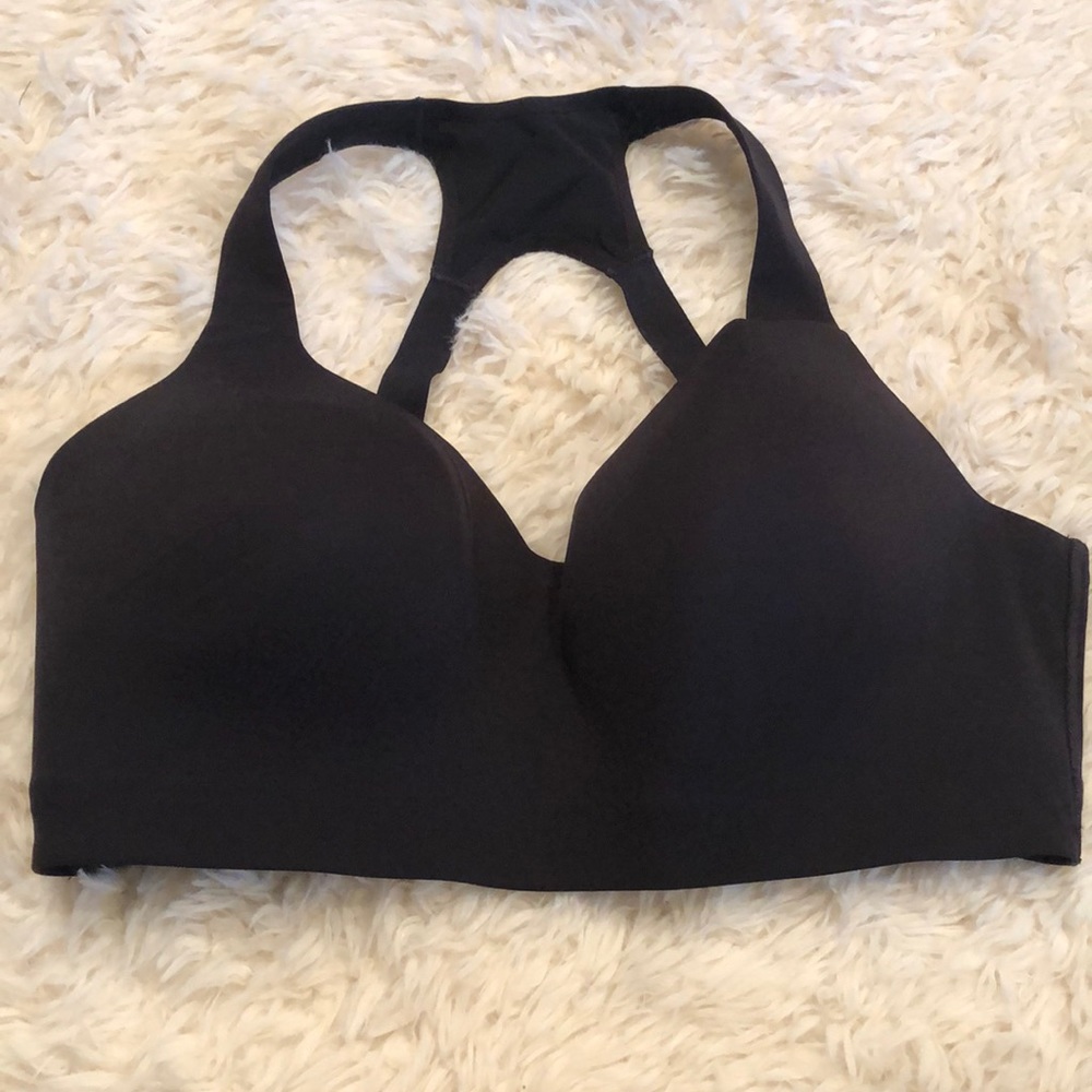 NWOT Chantelle High Impact Sports Bra
